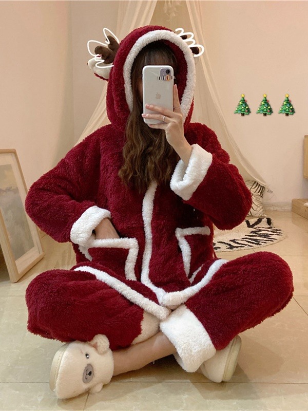 [당일출고]산타가 되고 싶은 수면 잠옷 세트 연말 파티 파자마 홈웨어
